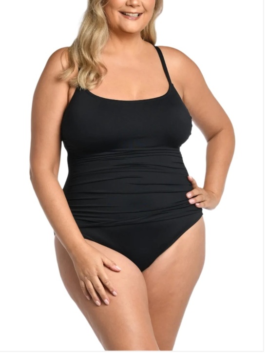 La Blanca Other - La Blanca Black Ruched One-Piece Swimsuit Tummy Control Resort Beach Swimwear